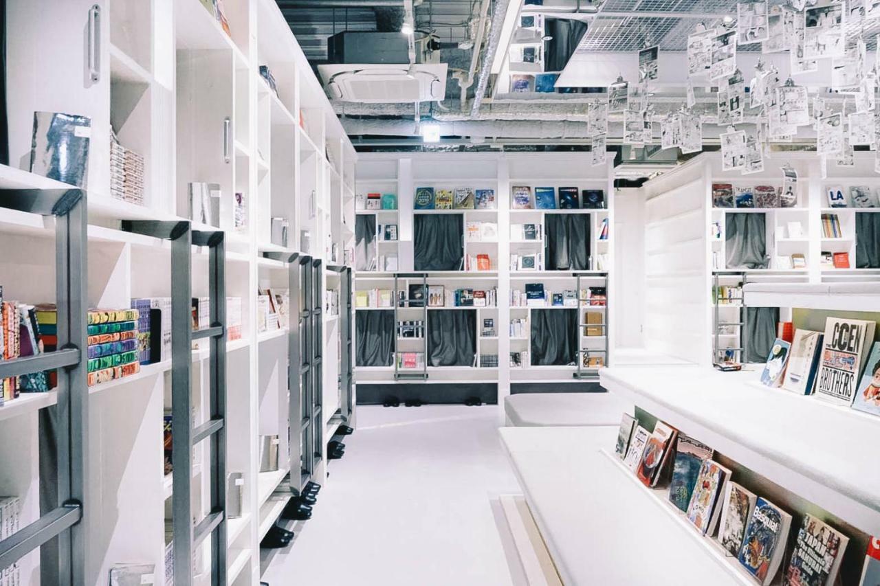 A Pousada Book And Bed Tokyo Shinsaibashi Osaca Exterior foto